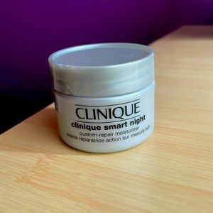 Clinique smart night